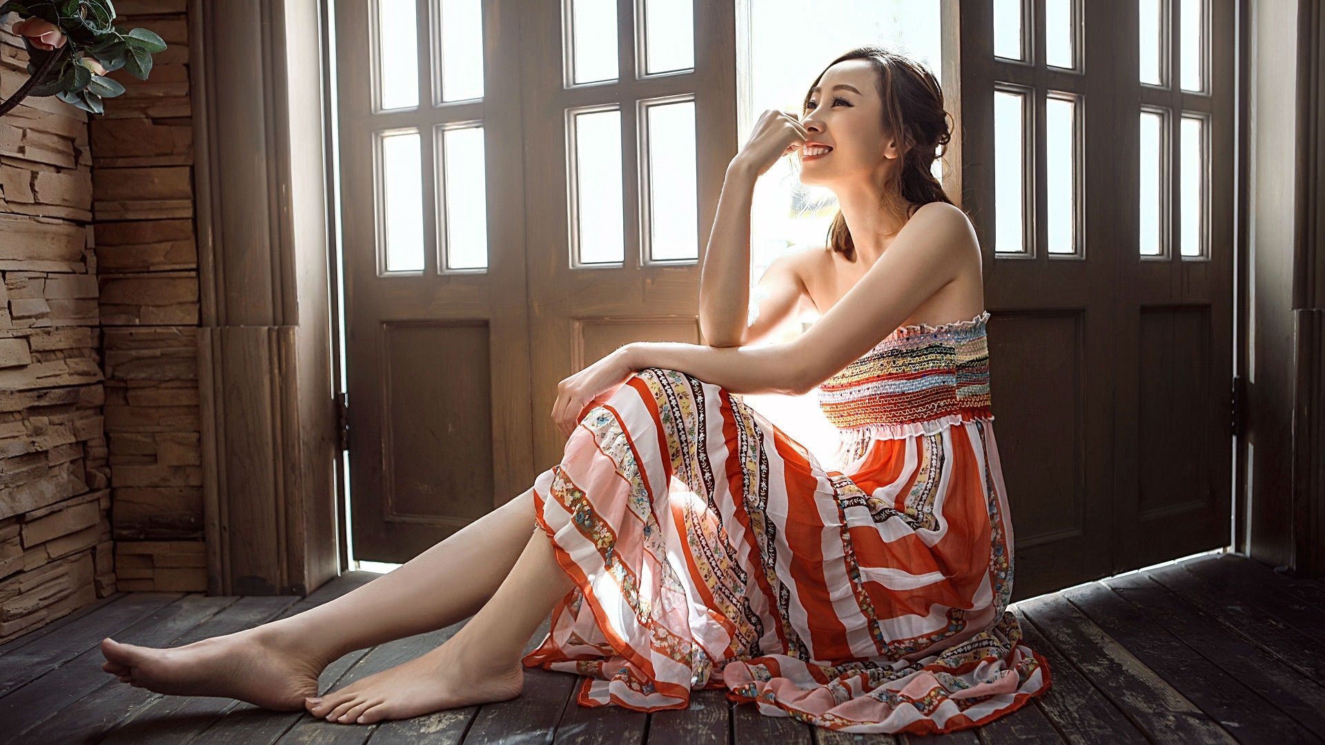 九游官网下载app下载-_水上冲浪碟：漂浮中的极速体验_，水上冲浪项目