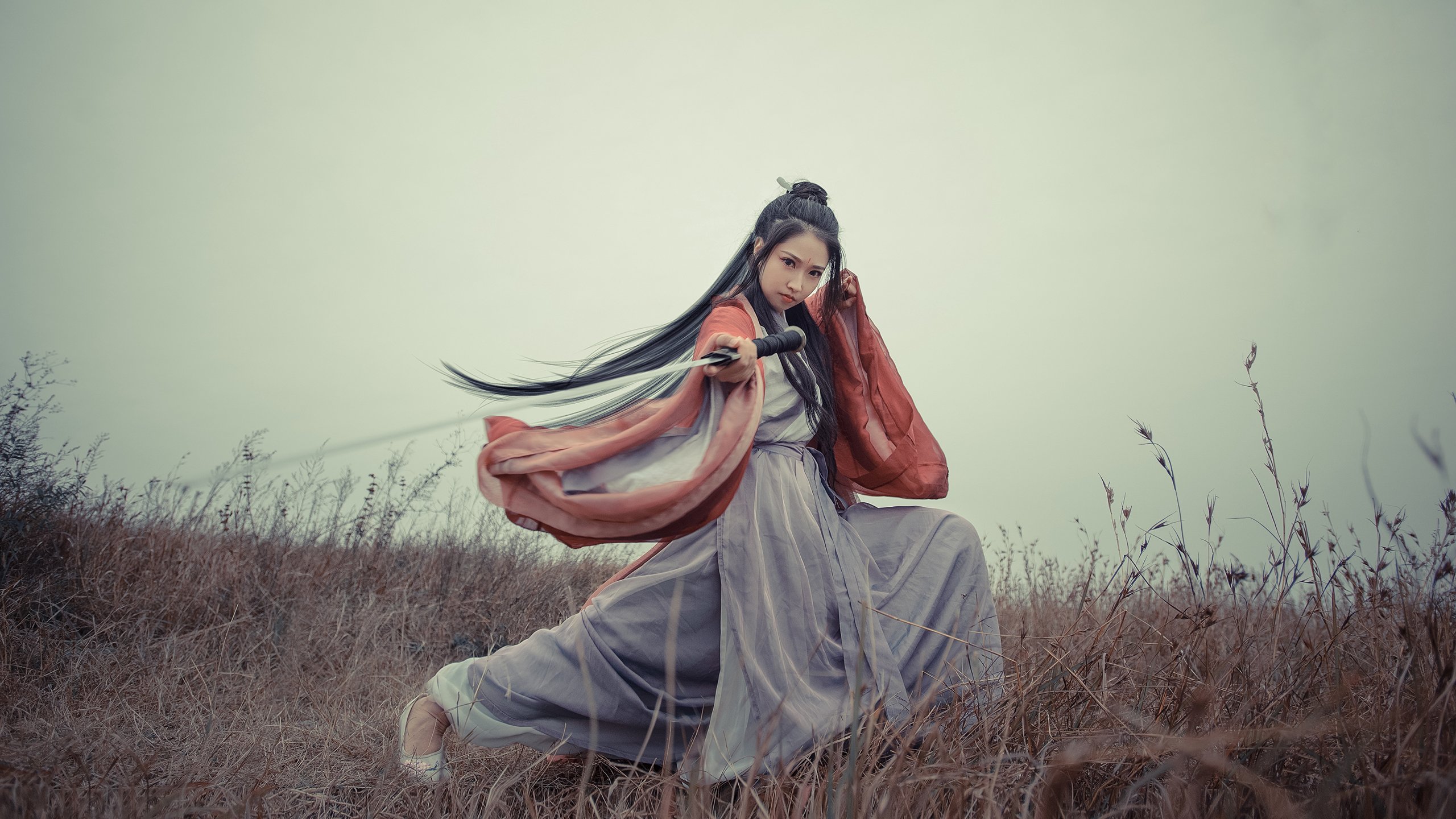 九游娱乐官方网站-“尼克斯球迷狂欢，主场迎来关键胜利”，尼克斯大牌球迷